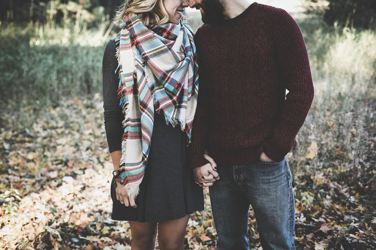Couple 1868866 1280
